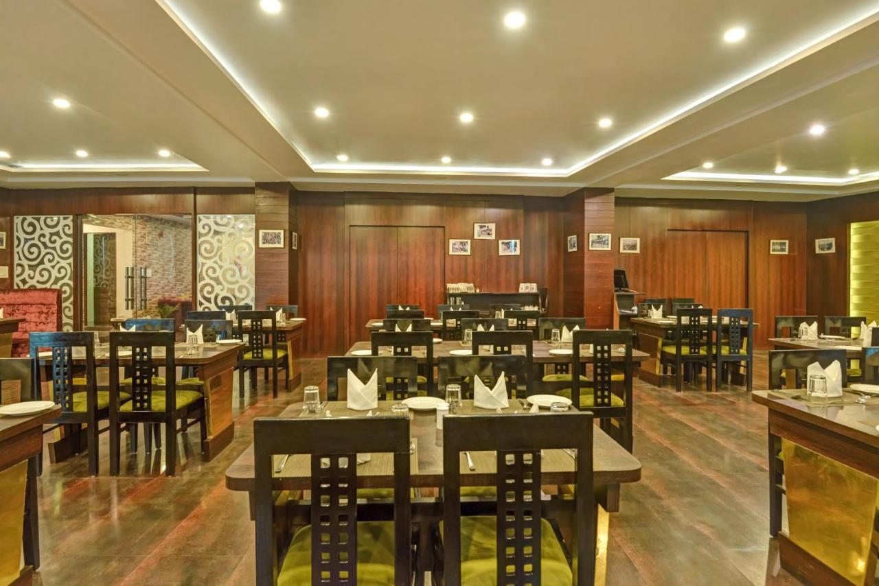 Summit Montana Suites & Spa At Mall Darjeeling  Exterior foto